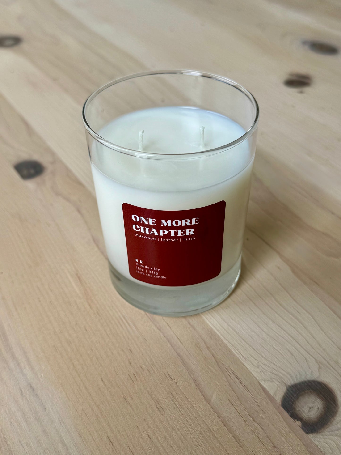 11 oz Soy Candle - One More Chapter