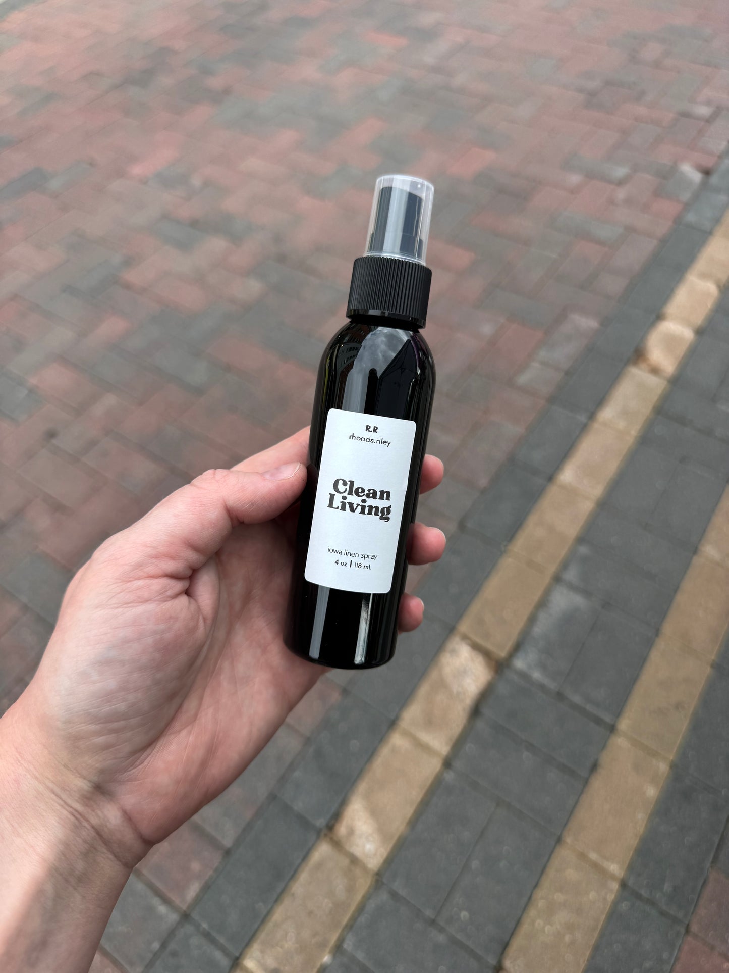 Clean Living Linen Spray - 4 oz | Odor Eliminator